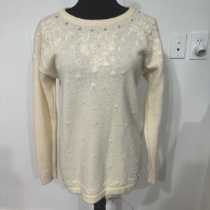 VTG Sellecca women’s cream beaded sweater small